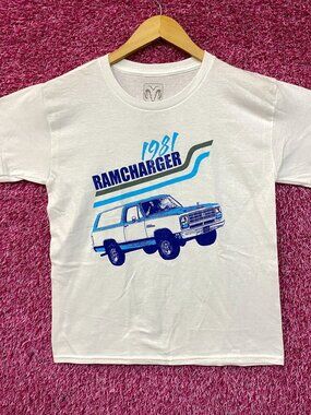 1981 Dodge Ramcharger SUV Graphic Design Croptop Medium